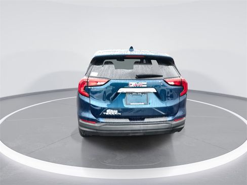 Used 2020 GMC Terrain SLE image 7