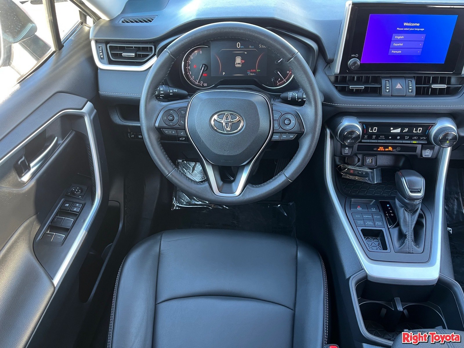 Certified 2025 Toyota RAV4 XLE Premium AWD/4WD image 17
