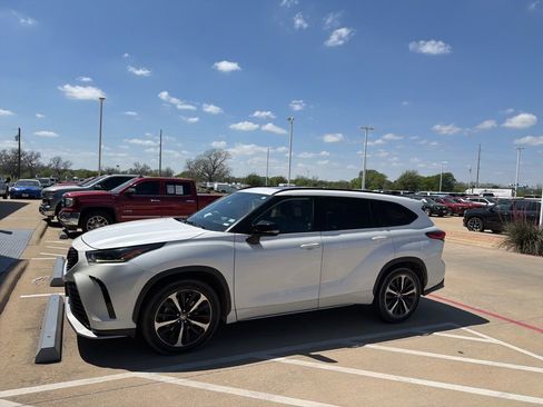 Used 2021 Toyota Highlander XSE image 5