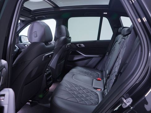 New 2026 BMW X5 sDrive40i w/ M Sport Package image 9