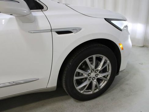 Used 2022 Buick Enclave Premium w/ Experience Buick Package AWD/4WD image 40