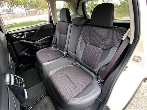 Used 2020 Subaru Forester Premium image 19