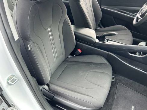 Used 2021 Hyundai Elantra SEL w/ Cargo Package FWD image 24