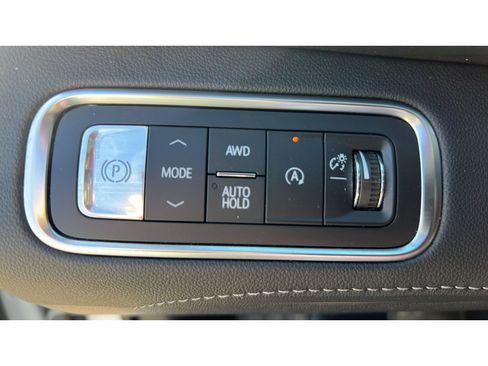Certified 2026 Buick Enclave Sport Touring AWD/4WD image 23