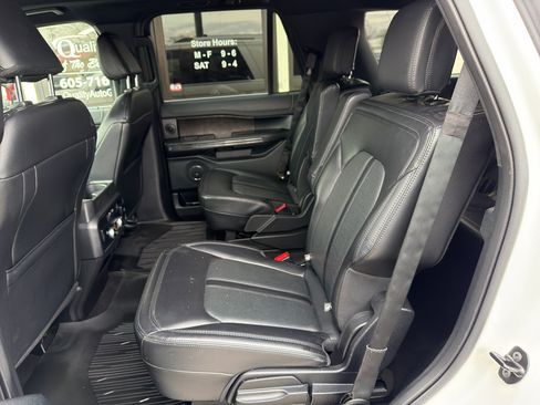 Used 2021 Ford Expedition Limited AWD/4WD image 17