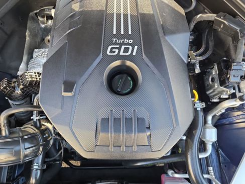 Used 2023 Genesis G70 2.0T w/ Sport Prestige Package image 15