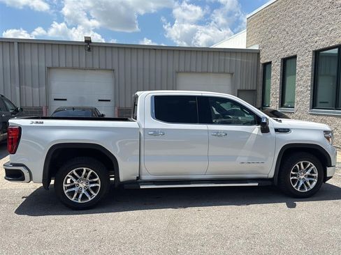 Used 2020 GMC Sierra 1500 SLT w/ SLT Premium Plus Package AWD/4WD image 2