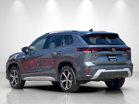 New 2026 Volkswagen Tiguan SE AWD/4WD image 3