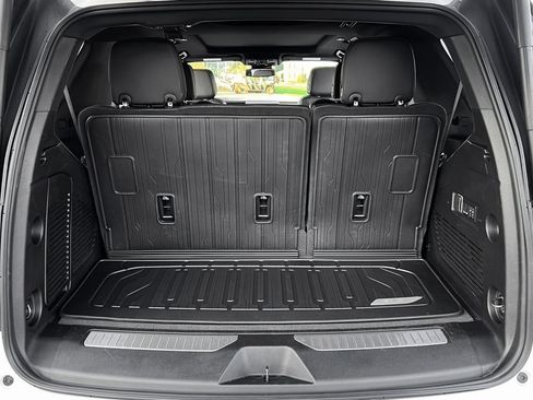 Used 2025 GMC Yukon Denali image 12