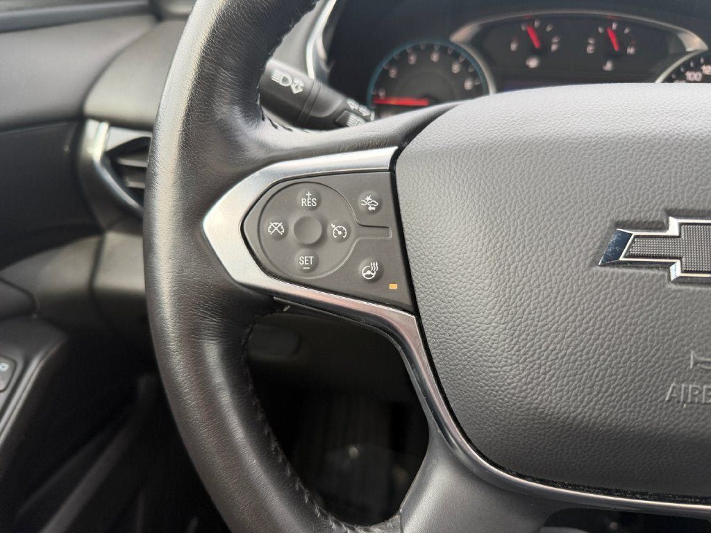 Used 2022 Chevrolet Traverse RS AWD/4WD image 16
