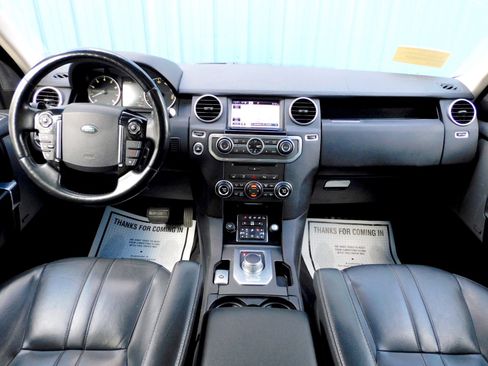 Used 2016 Land Rover LR4 HSE Silver Edition image 9