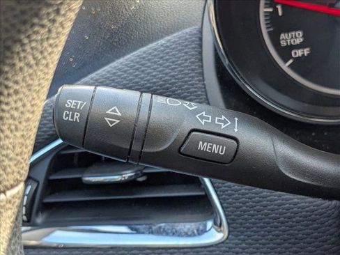 Used 2019 Chevrolet Cruze LS image 4