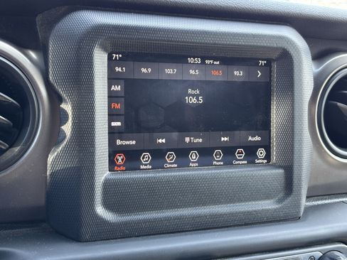 Used 2020 Jeep Gladiator Sport w/ Quick Order Package 23S AWD/4WD image 24