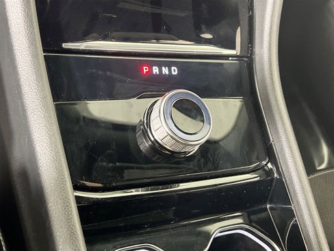 Used 2022 Jeep Grand Cherokee Altitude AWD/4WD image 16