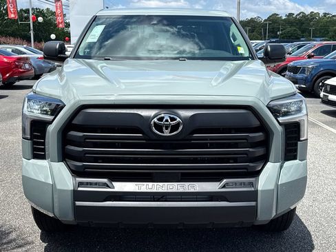 Used 2024 Toyota Tundra SR5 w/ SR5 Convenience Package AWD/4WD image 8