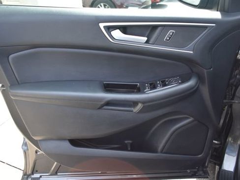 Used 2020 Ford Edge SEL w/ Convenience Package AWD/4WD image 18