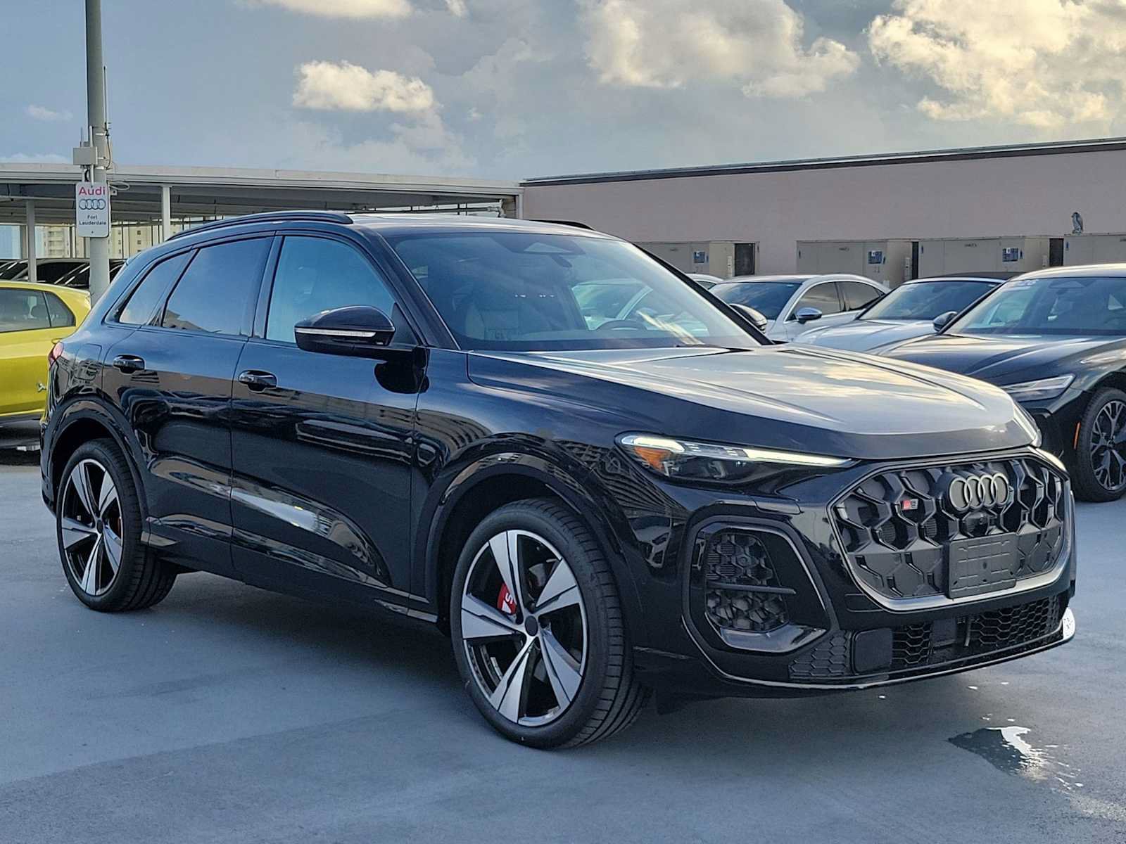 New 2026 Audi SQ5 Premium Plus AWD/4WD image 8