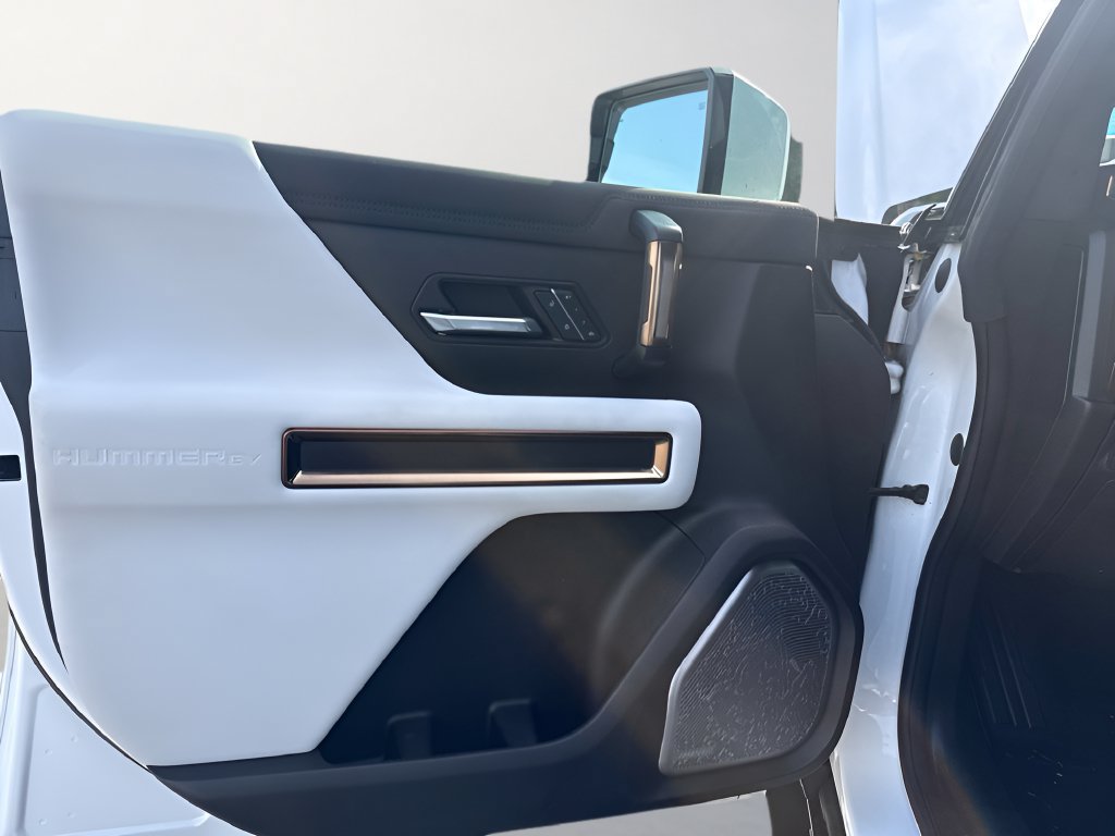 Used 2024 GMC Hummer EV 2X w/ Extreme Off-Road Package AWD/4WD image 30