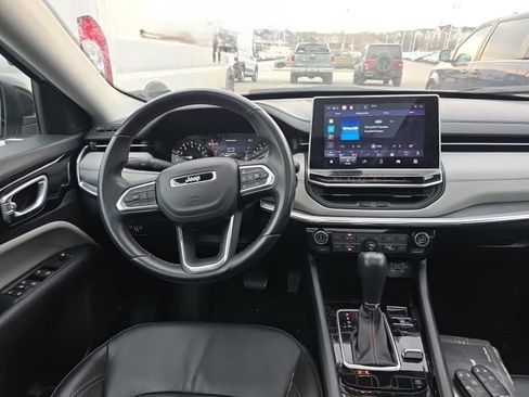 Used 2022 Jeep Compass Limited w/ Sun and Sound Group image 13