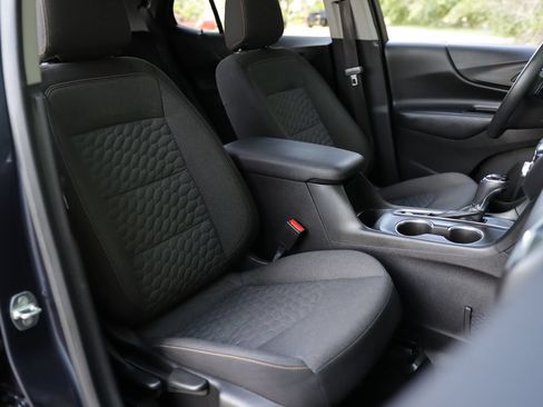 Used 2018 Chevrolet Equinox LT w/ Sun & Infotainment Package FWD image 28