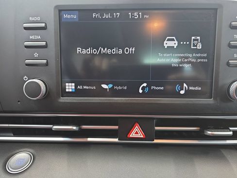 Used 2025 Hyundai Elantra Hybrid FWD image 22