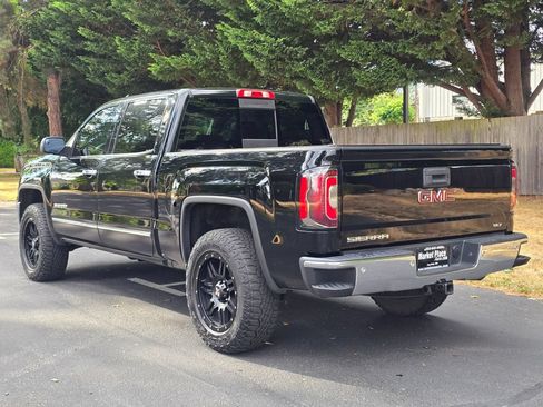 Used 2018 GMC Sierra 1500 SLT AWD/4WD image 4