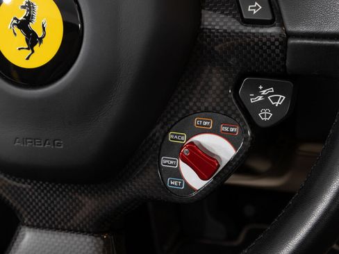 Used 2019 Ferrari 488 Spider RWD image 35