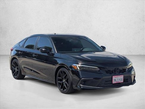 Used 2024 Honda Civic Sport image 3
