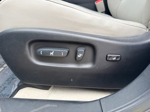 Used 2013 Lexus RX 350 FWD w/ Premium Pkg image 24