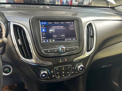 Used 2024 Chevrolet Equinox LT w/ LPO, Floor Liner Package image 24