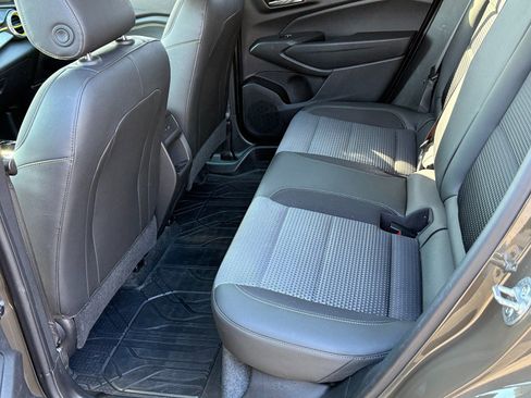 Certified 2024 Chevrolet Trax LT w/ Driver Confidence Package image 18