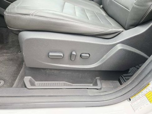 Used 2015 Ford C-MAX Energi SEL w/ Equipment Group 302A image 35