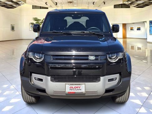 Used 2025 Land Rover Defender 110 S AWD/4WD image 2