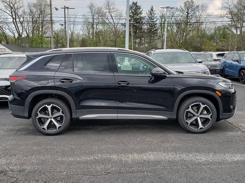 New 2026 Volkswagen Tiguan SE AWD/4WD image 2