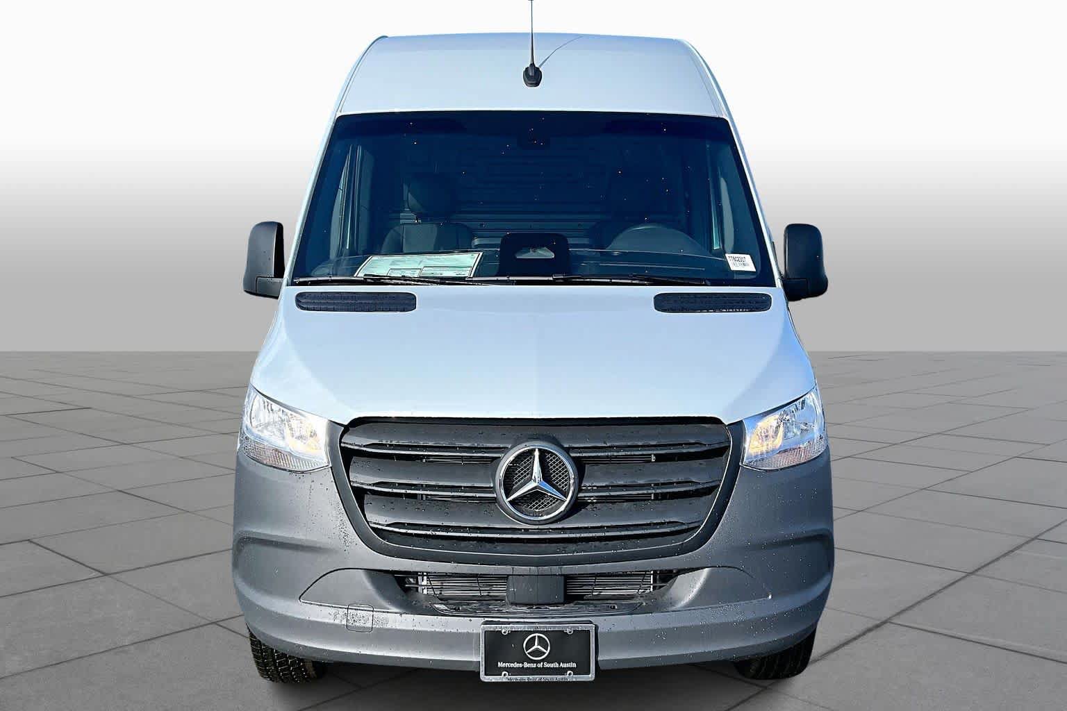 Used 2026 Mercedes-Benz Sprinter 2500 image 3