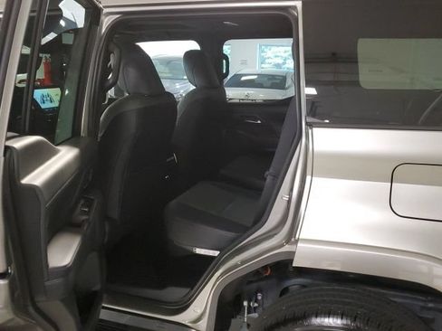 Used 2026 Lexus GX 550 w/ Cold Area Package AWD/4WD image 22