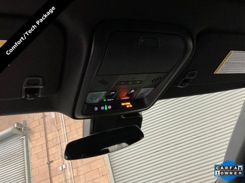 Used 2021 Cadillac XT4 Premium Luxury image 30