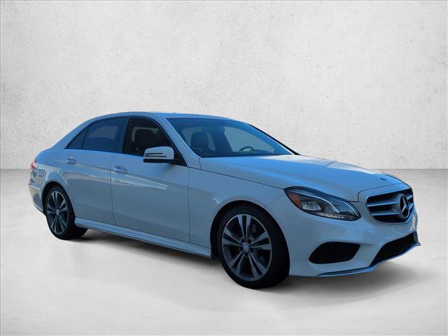 Used 2014 Mercedes-Benz E 350 Sedan image 3
