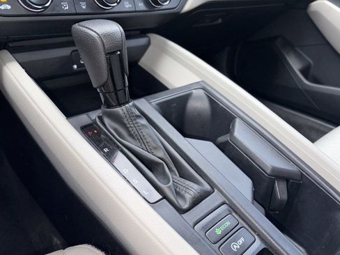 Used 2024 Honda Accord EX image 7