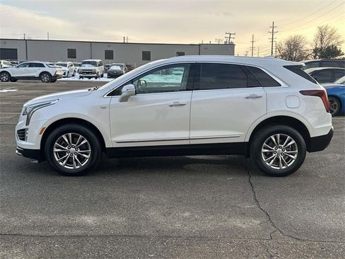 Certified 2023 Cadillac XT5 Premium Luxury image 10