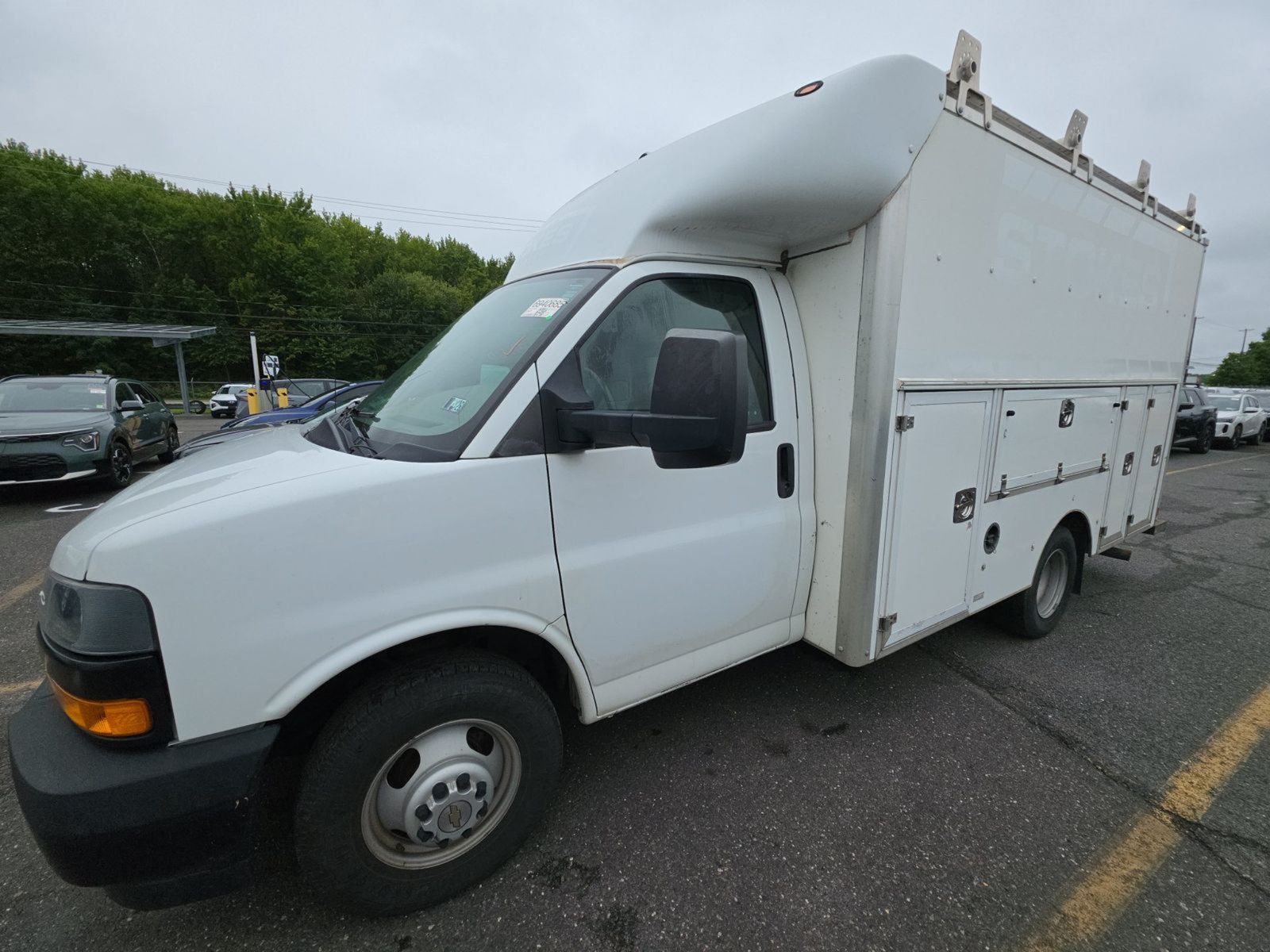 Used 2020 Chevrolet Express 3500 w/ Power Convenience Package RWD image 1