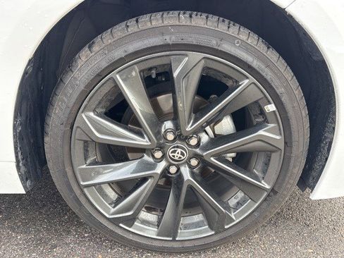 Used 2024 Toyota Corolla SE image 18