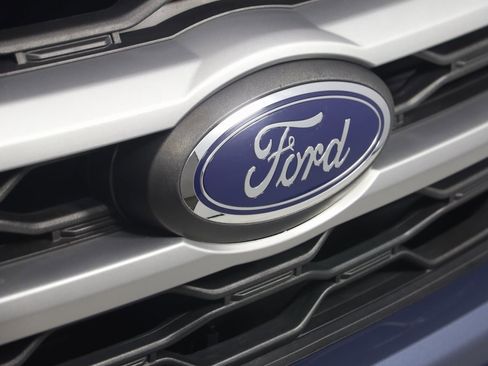 Used 2022 Ford Expedition XLT image 16