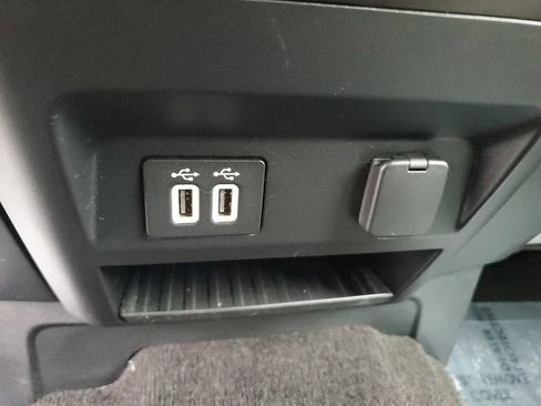 Used 2020 Ford F150 XL w/ Equipment Group 101A Mid AWD/4WD image 28