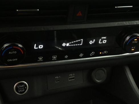 Used 2023 Nissan Rogue SV AWD/4WD image 24