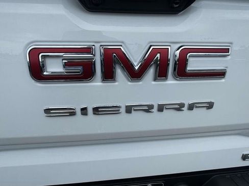 New 2026 GMC Sierra 1500 Elevation w/ Elevation Select Package AWD/4WD image 9