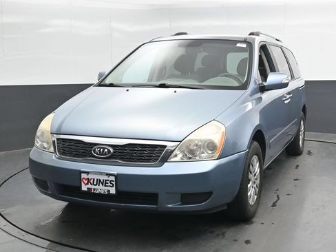 Used 2012 Kia Sedona LX FWD image 5