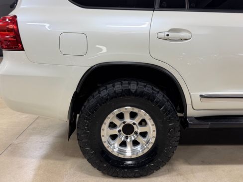 Used 2014 Toyota Land Cruiser AWD/4WD image 15