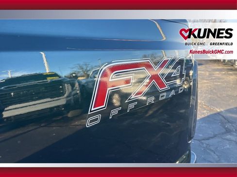 Used 2015 Ford F350 King Ranch w/ King Ranch w/Chrome Package image 32