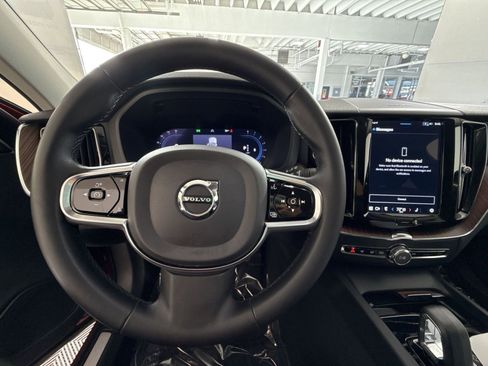 Used 2024 Volvo XC60 B5 Plus w/ Climate Package image 16